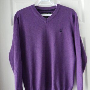 U.S. Polo Assen. Men's Long Sleeve V Neck Sweater Size Small Solid Purple Preppy